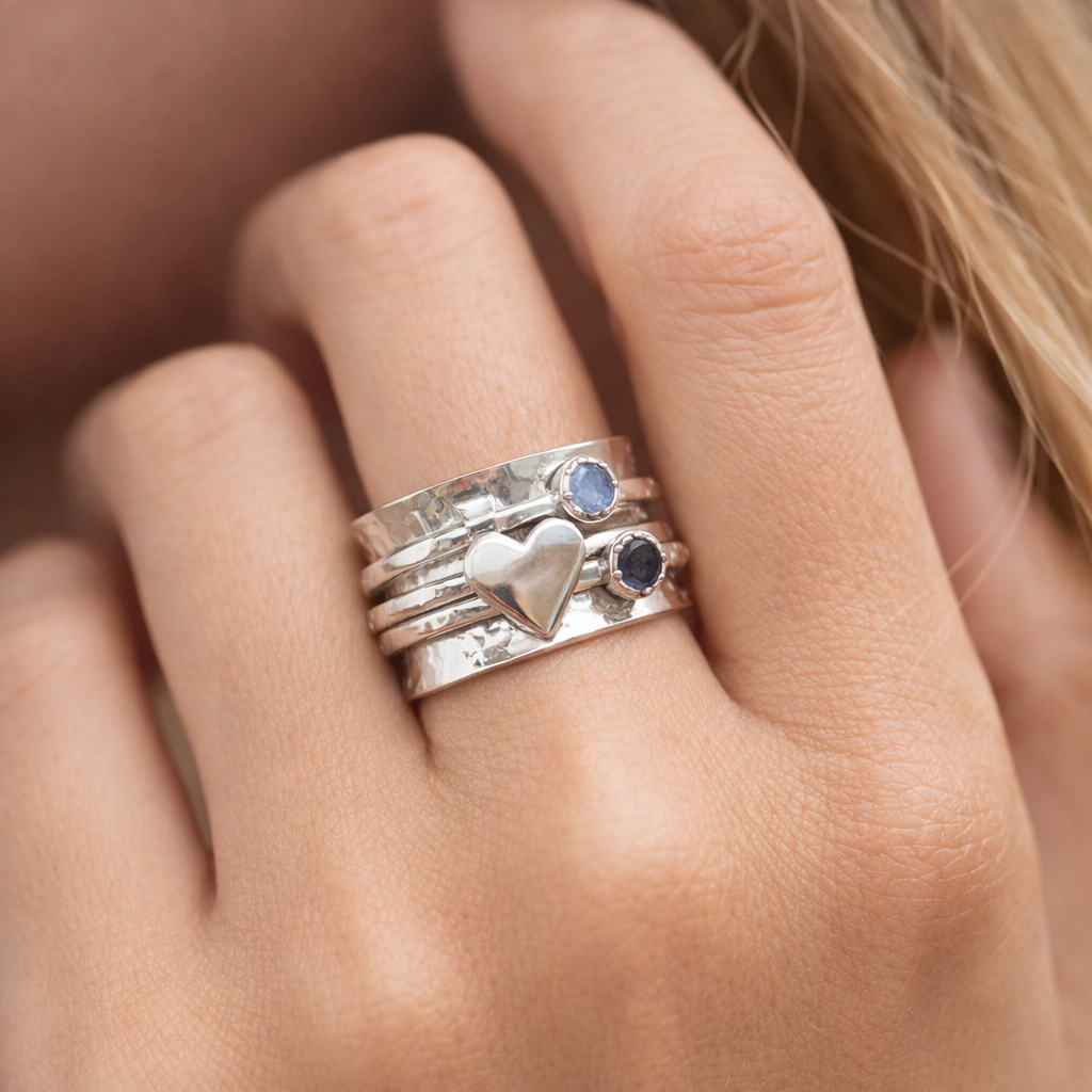 Silverring med Snurrande Hjärta