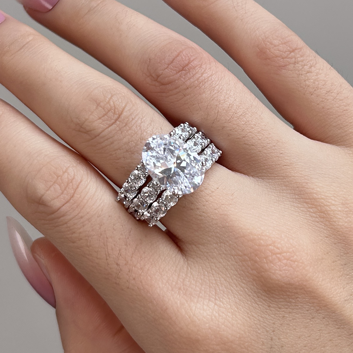 Greta – Ring med silverdiamant och dekoration.