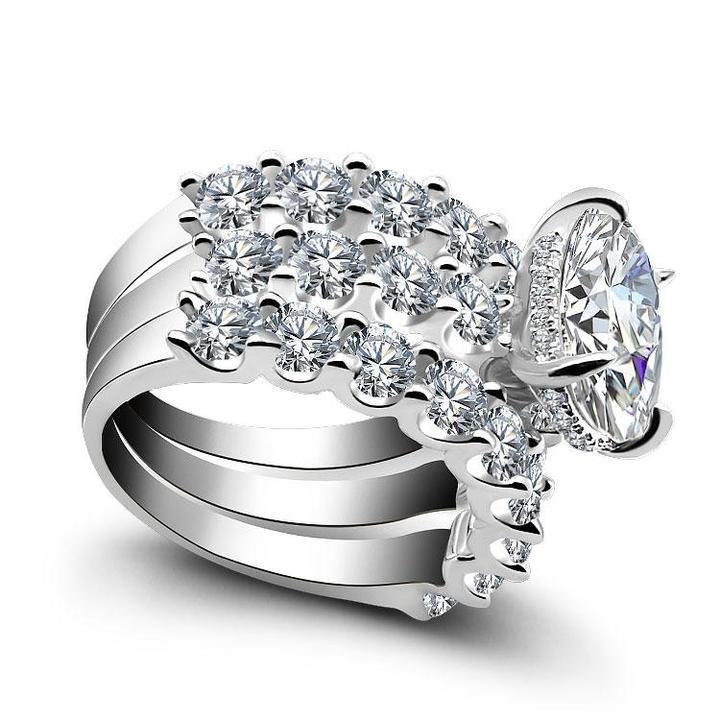 Greta – Ring med silverdiamant och dekoration.