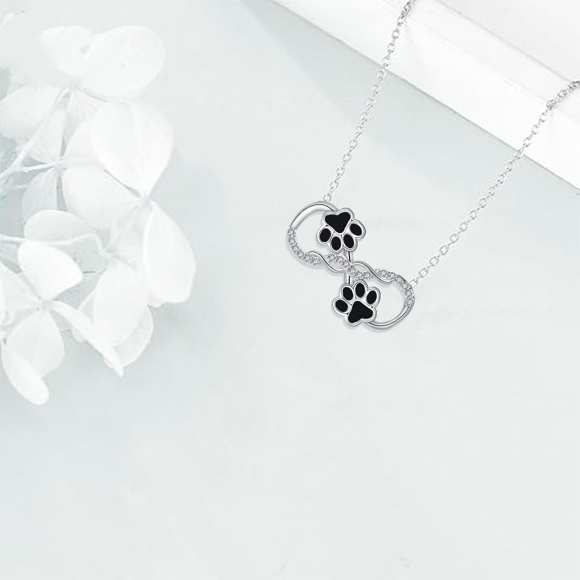 Oändlighetssymbol Halsband med Zirkonia - Hängande Design