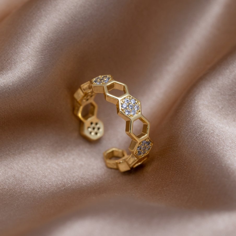 Selina - Ring av guld och kristall