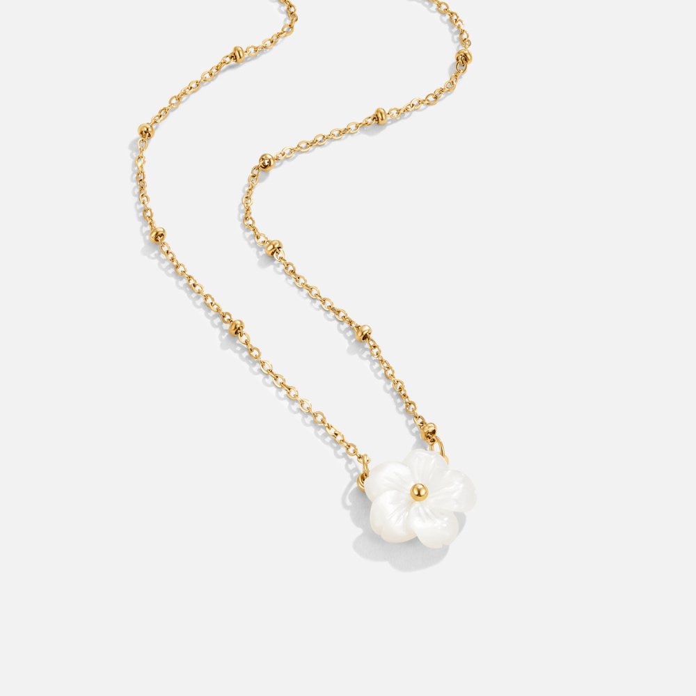 Jana – Dubbelhalsband med rund hänge.