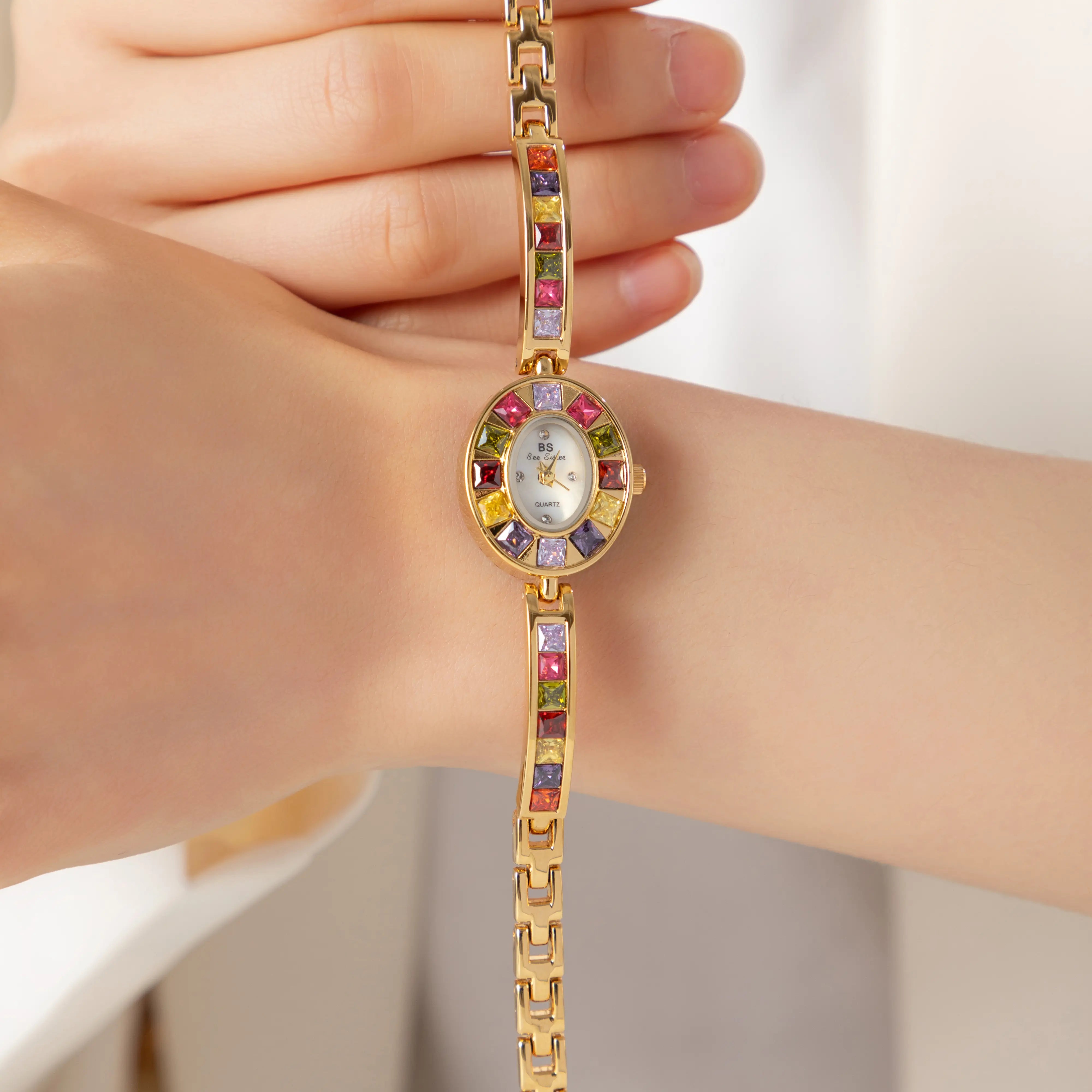 Amélie – Guldarmband med glasram.