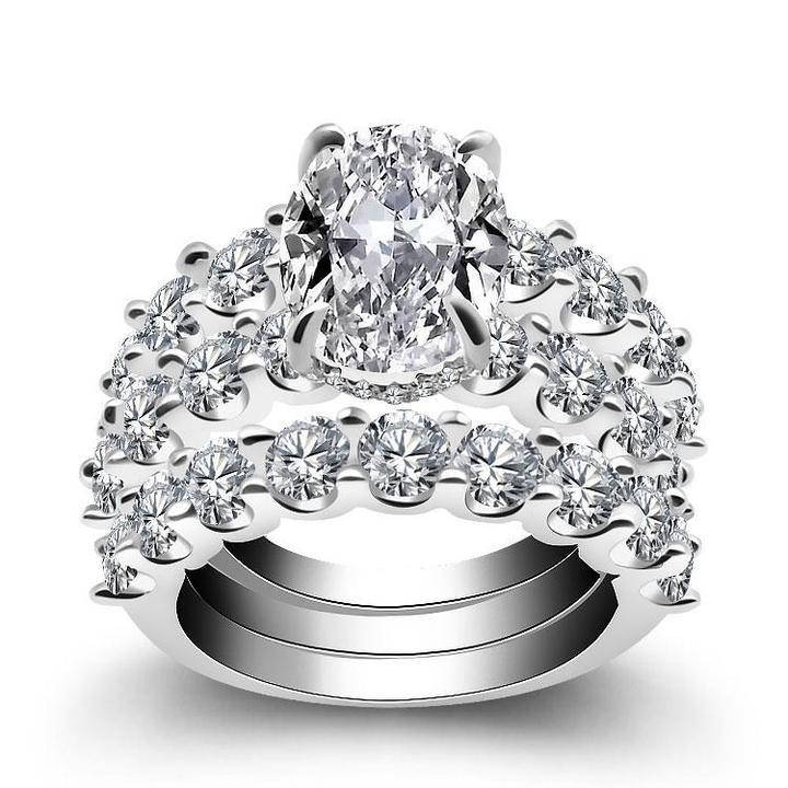 Greta – Ring med silverdiamant och dekoration.