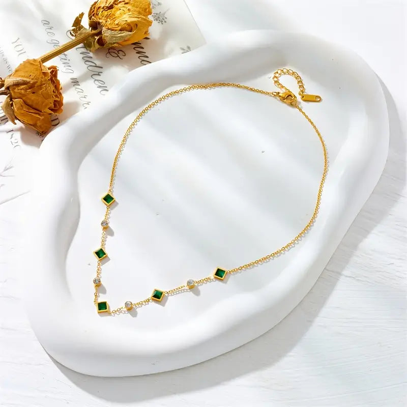 Amelisse Glenwyn Halsband