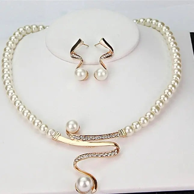 Naturligt Pärlsmyckeset: Halsband och Örhängen