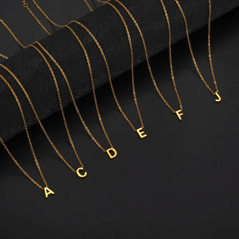 Alfabet Hängsmycke Halsband i Skinn
