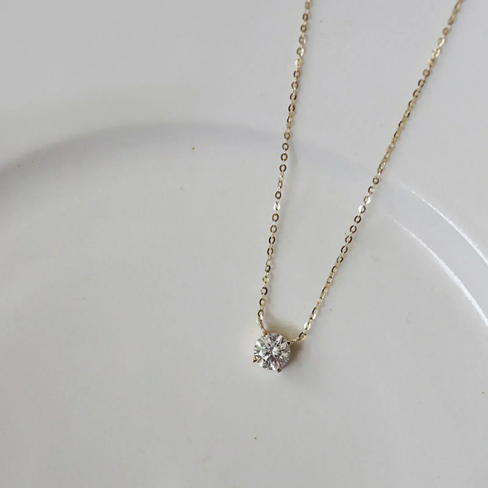 Rafaela - Halsband av zirkon, förgyllt med 18K