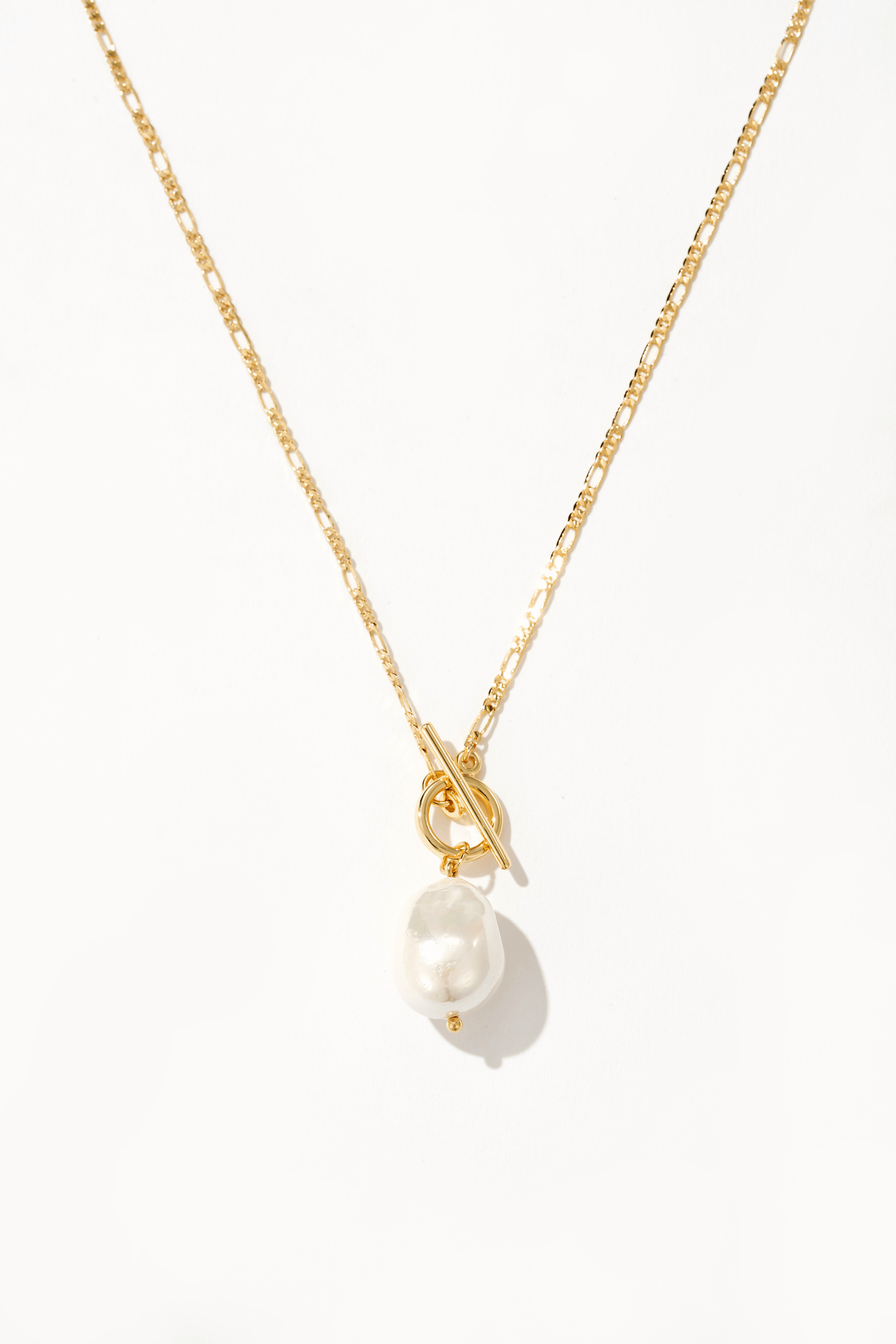 Elegant Guldhalsband med Pärlor