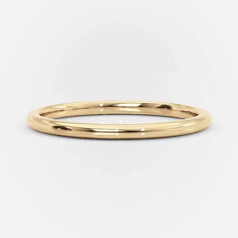 Leona – Diamantring med tre strålande rader.