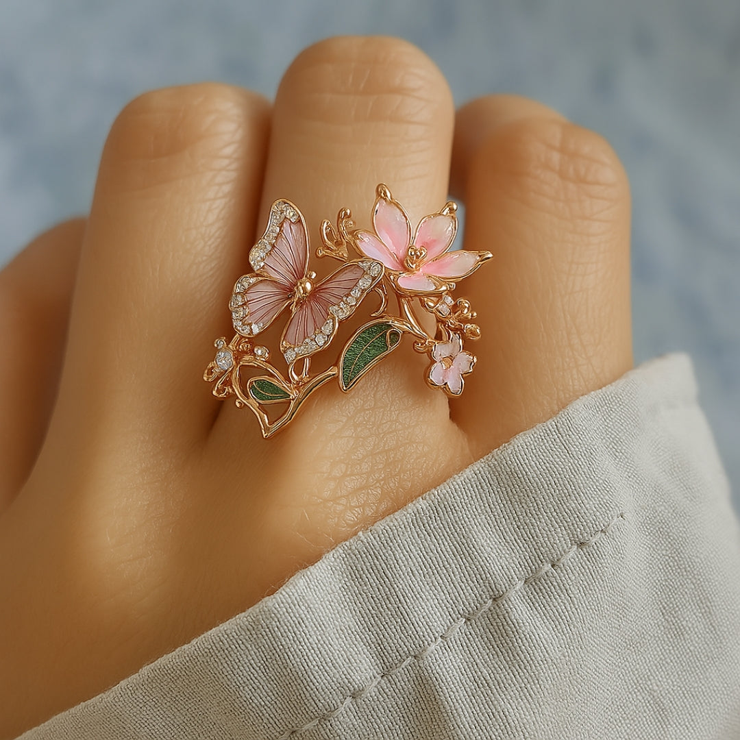 Natur Klar Butterfly Zirconia Ring