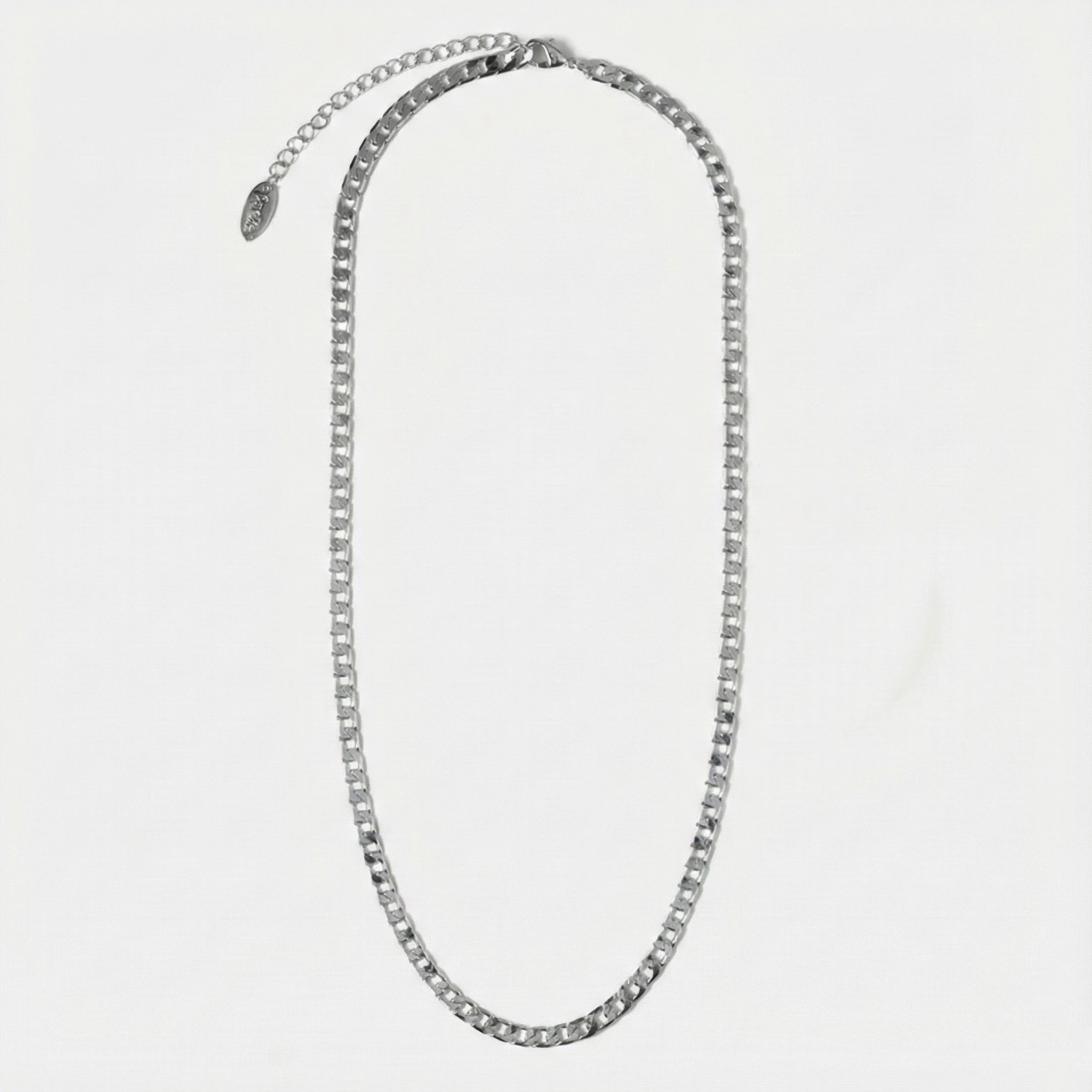 Halsband av platta ringar
