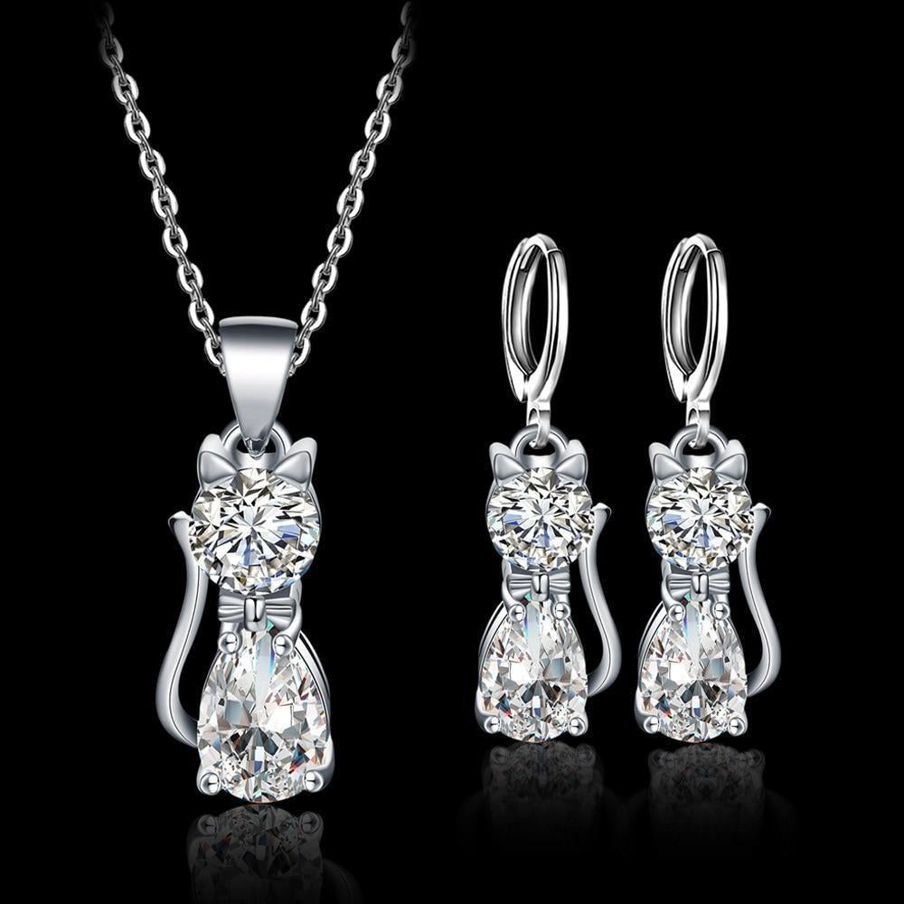 Sterling Silver Halsband och Örhängen Set med Glada Katter och Polerat Vitt Zirkonium